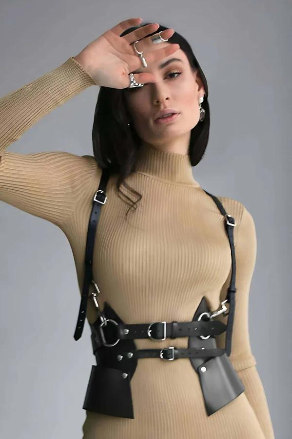 Sculpted Body Harness with Wide Waist Panels