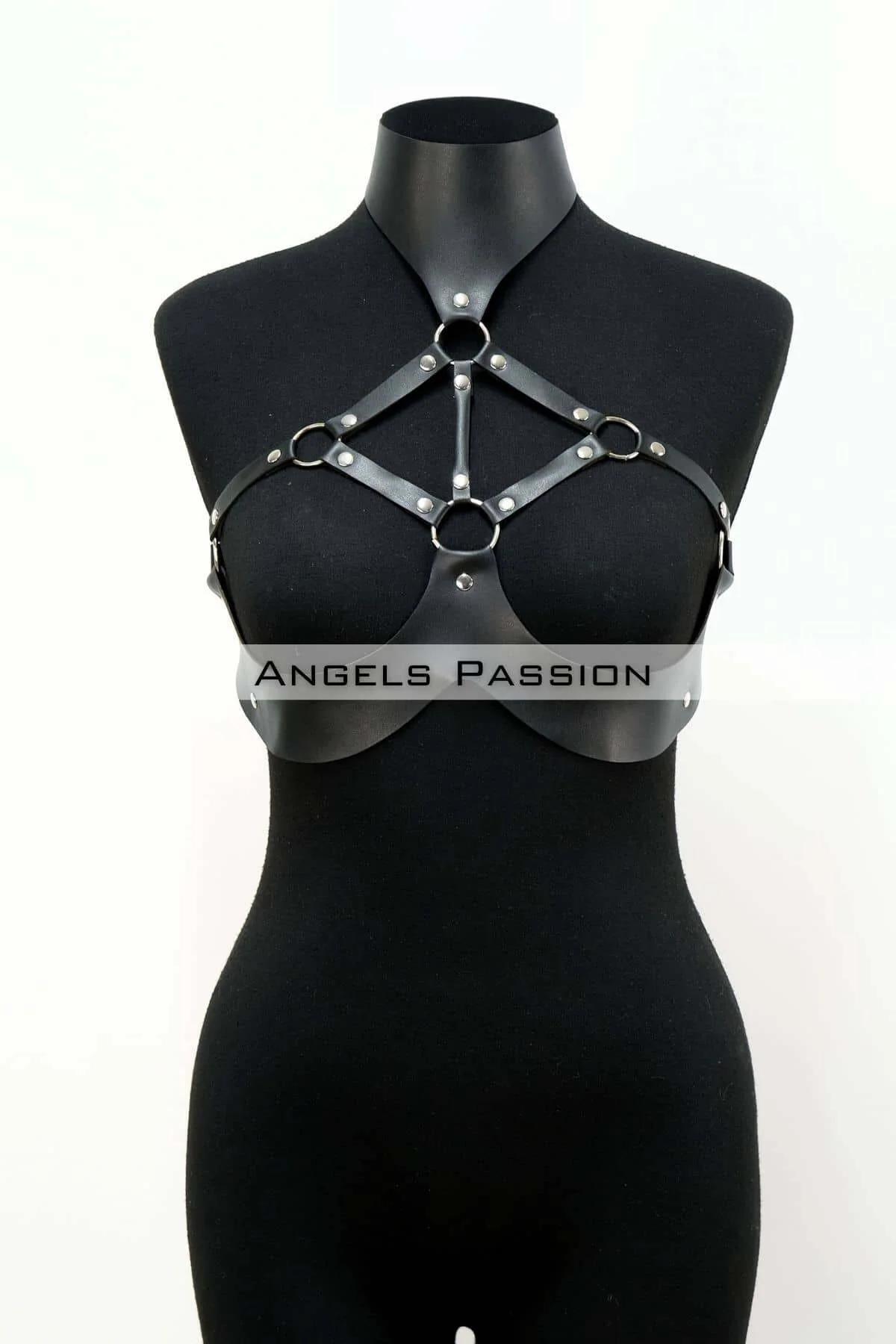 Strappy Choker Body Harness with O-Ring Detail