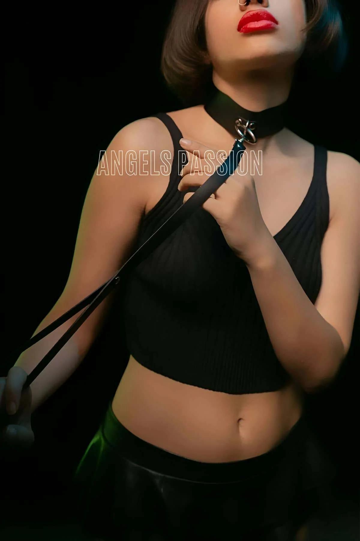 Faux Leather Choker Collar with Detachable Leash