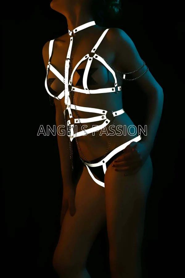 Reflective Full Body Harness with Chains