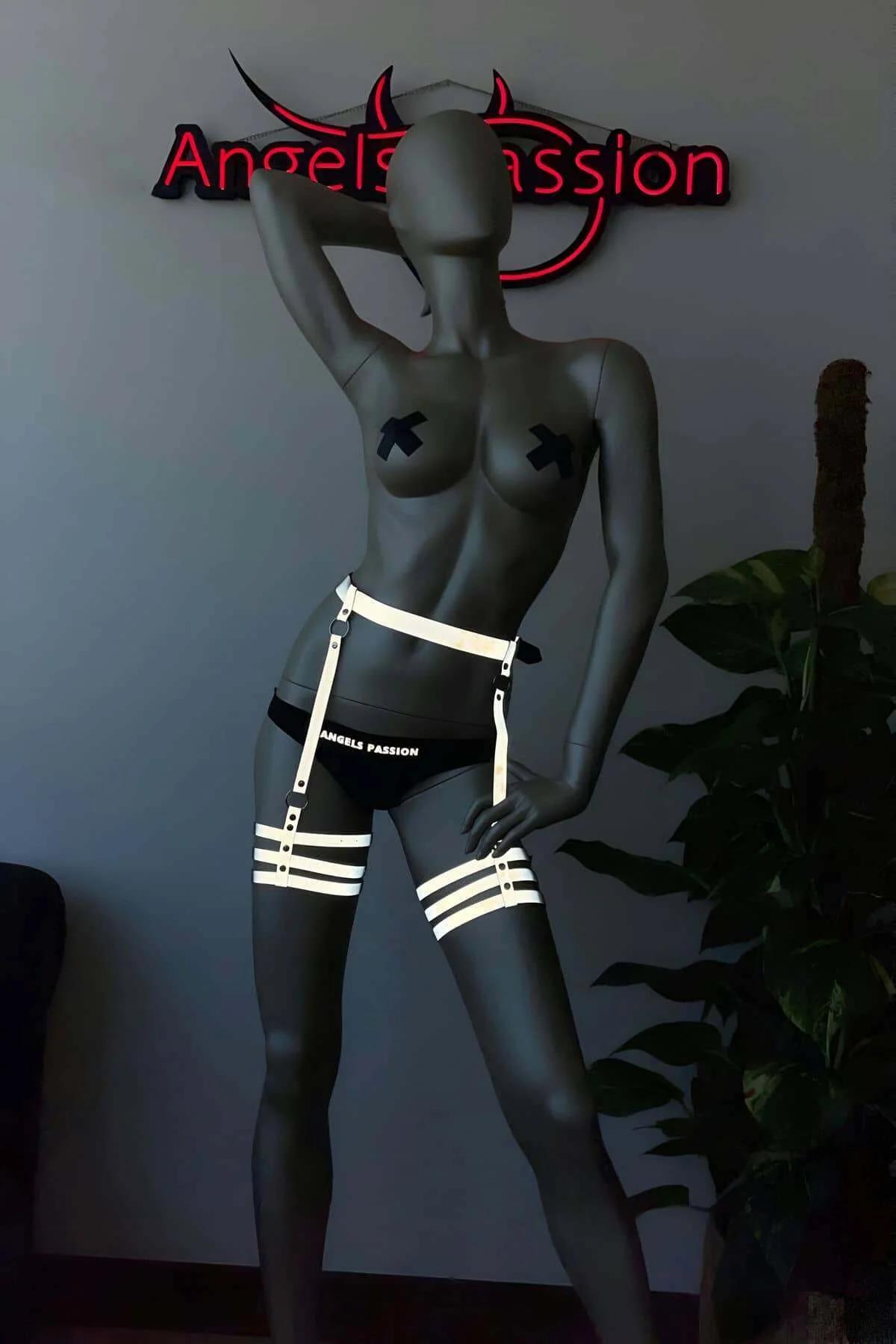 Reflective Leg Harness Garter with Adjustable Thigh Straps
