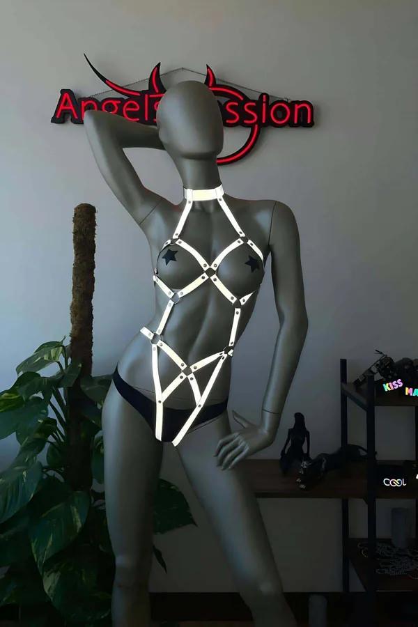 Reflective Full Body Harness with Star Accents