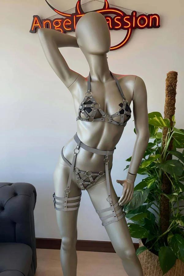 Reflective Body Harness with Strappy Thigh Cuffs