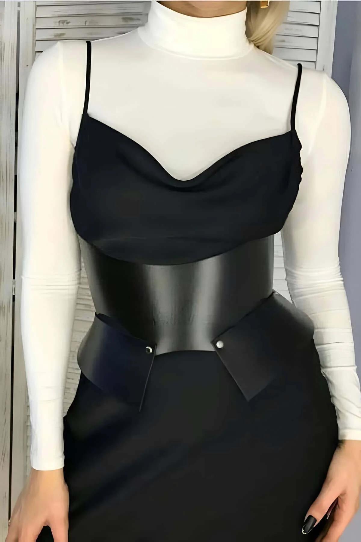 Sculpted Faux Leather Waist Cincher Belt