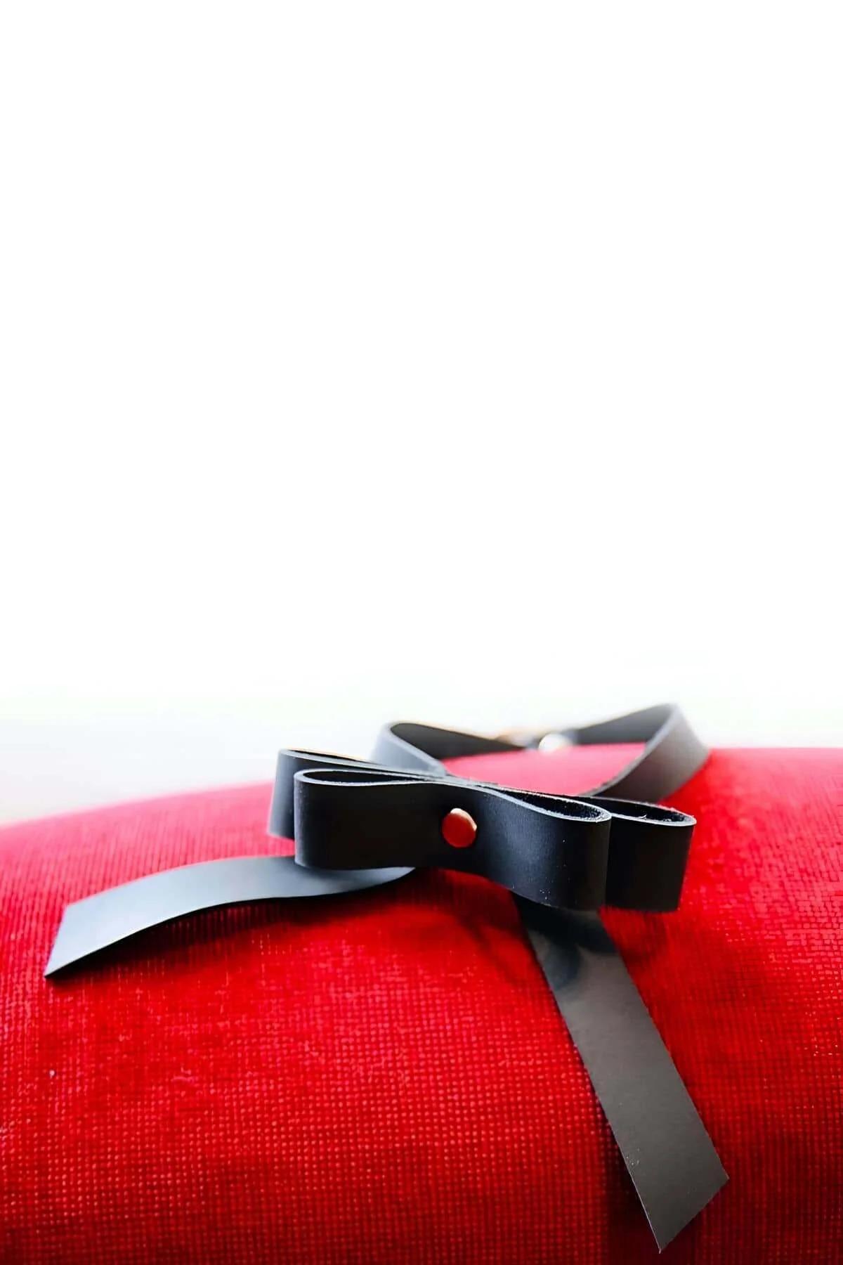 Bow Tie Faux Leather Choker with Dangles