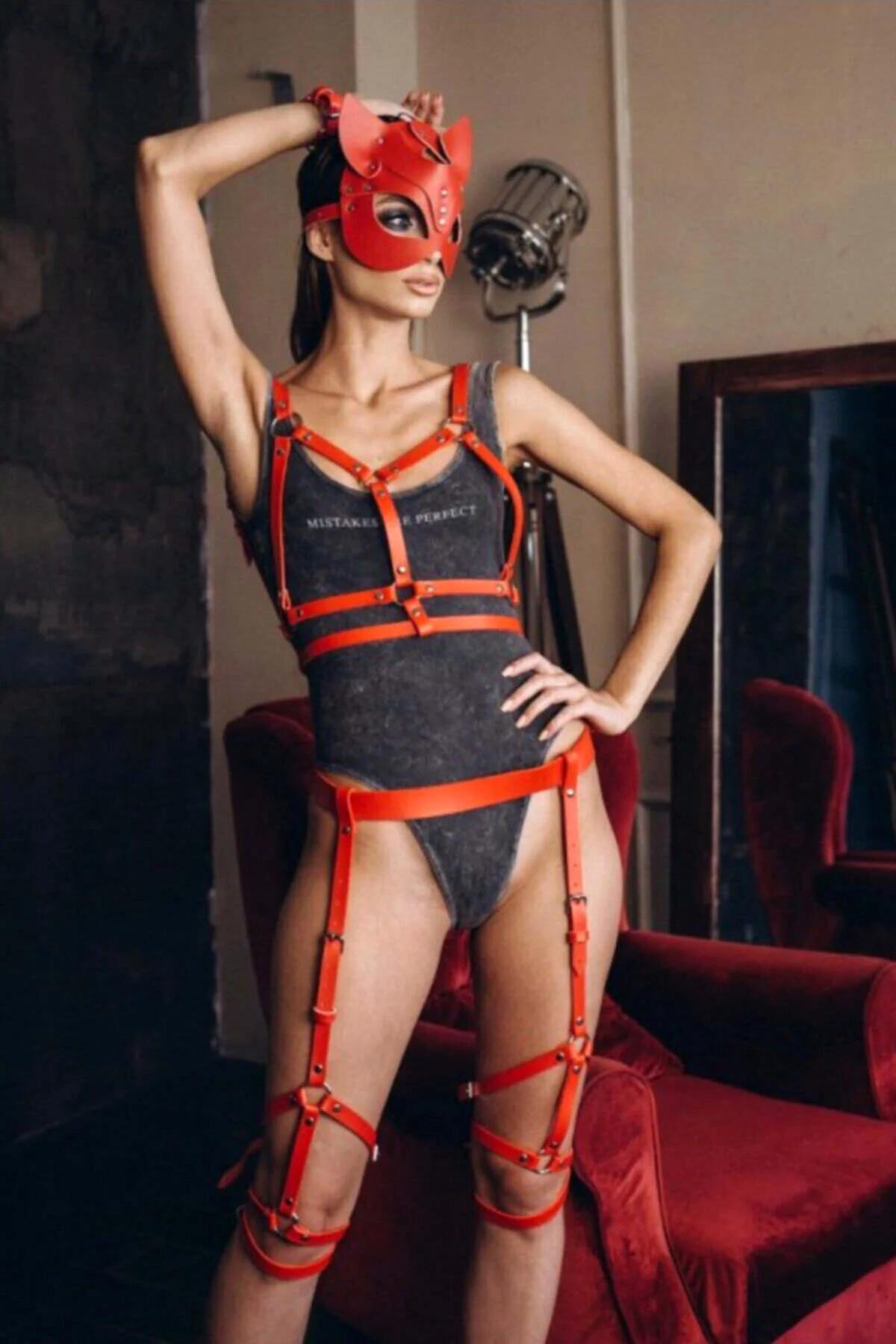 Red Full Body Harness with Adjustable Thigh Garters