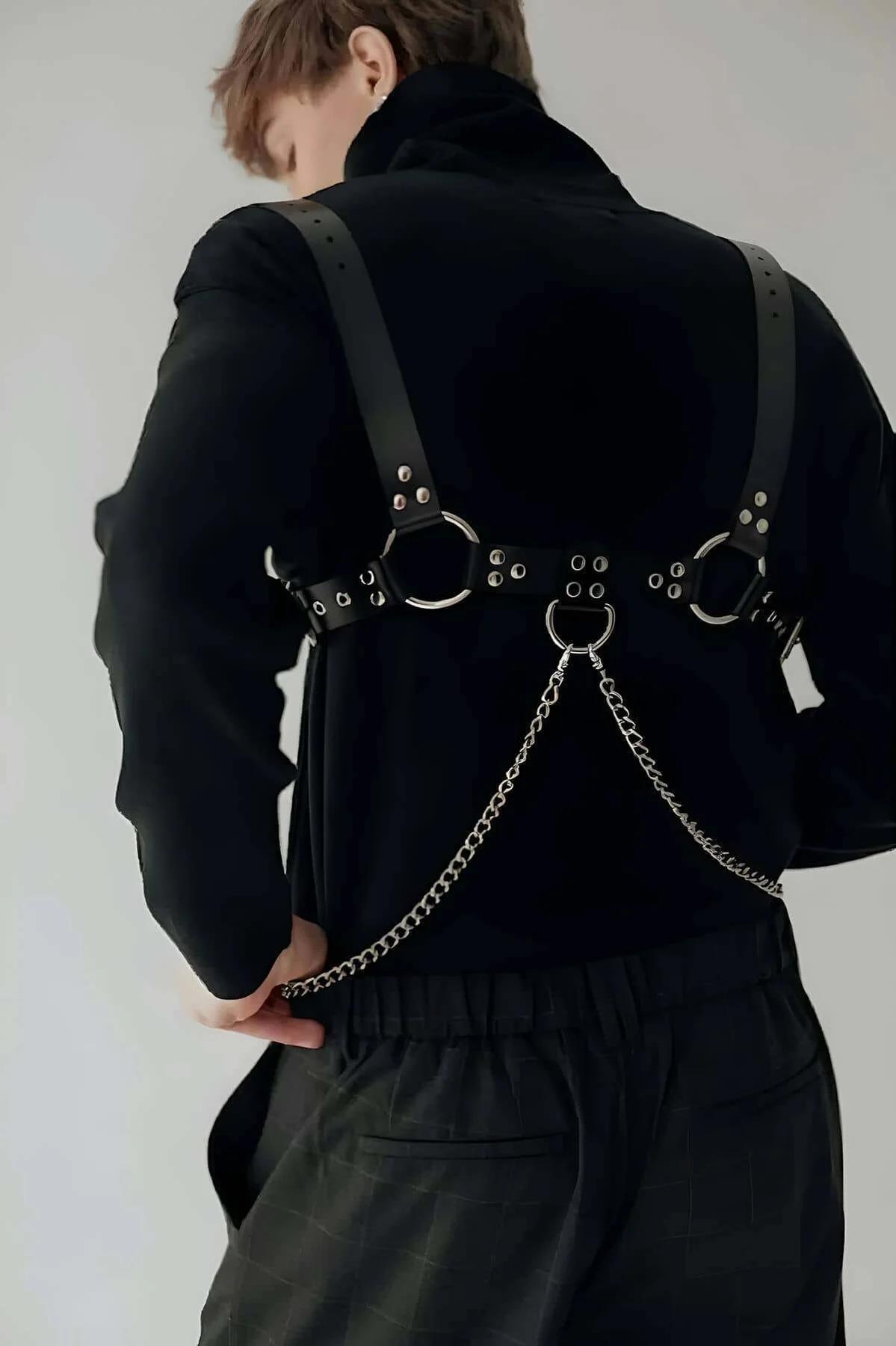 Full Body Harness with Detachable Chain