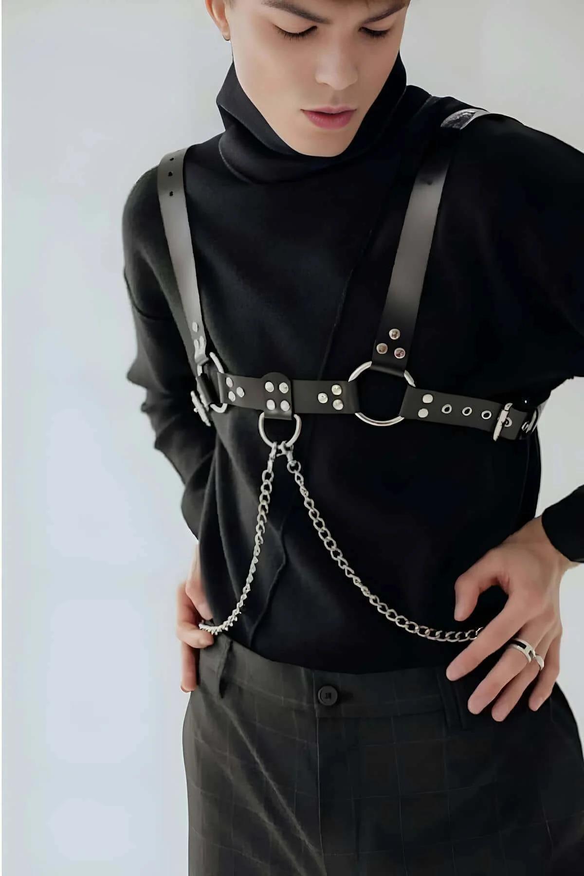Full Body Harness with Detachable Chain