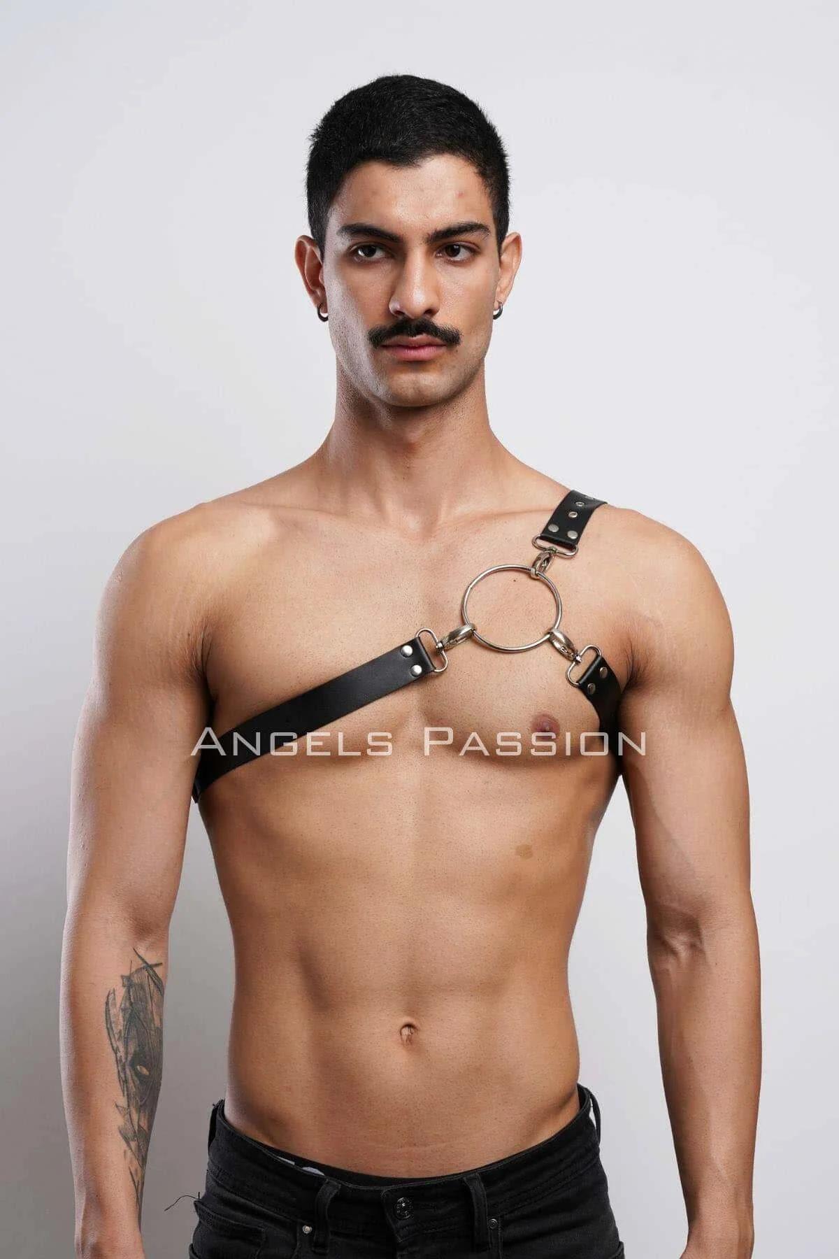 Black O-Ring Chest Harness with Adjustable Strap