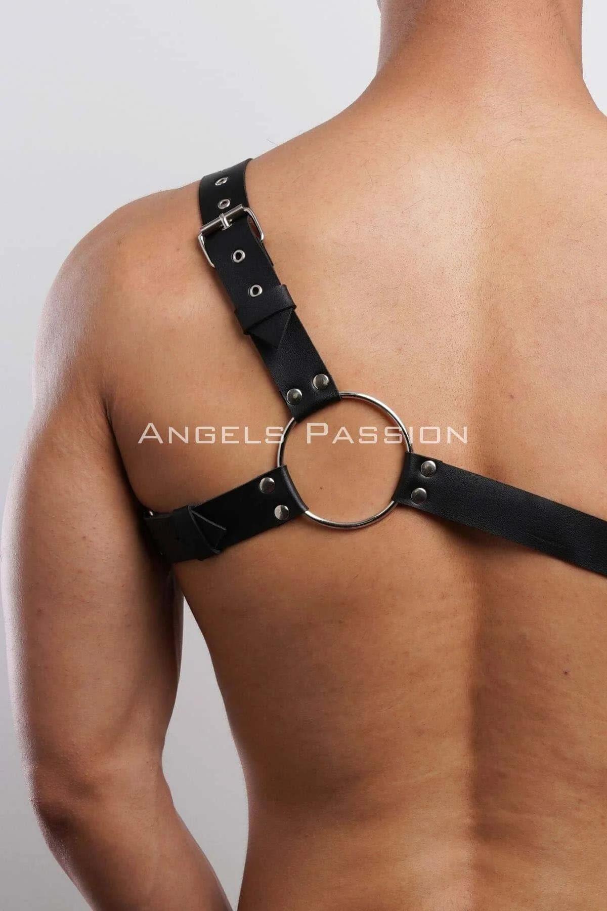 Black O-Ring Chest Harness with Adjustable Strap