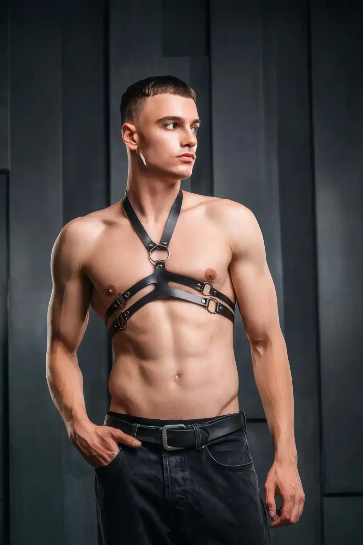 Strappy Chest Harness with O-Ring Detail