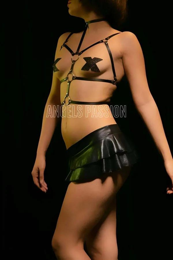 Full Body Harness with Detachable O-Ring Chain