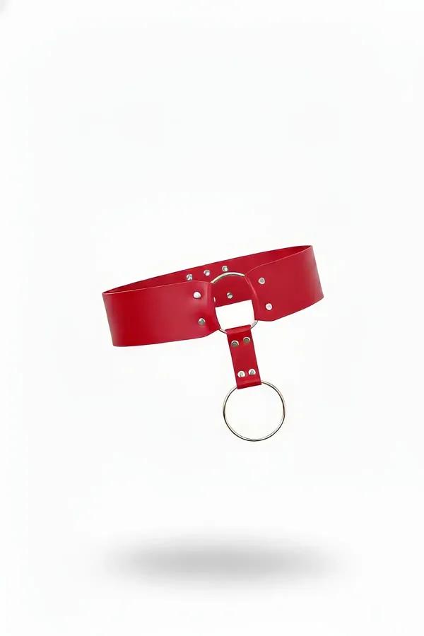 kırmızı faux leather geniş bel kemeri gümüş O halka sarkıt askı ve perçin detaylı